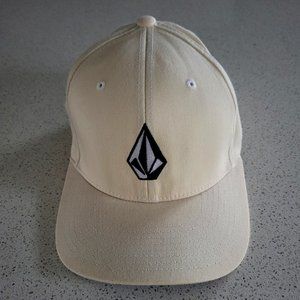 Look Your Best with the Volcom Full Stone Flexfit Hat